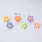 6 Pieces Flowers Car Air Vent Clips with Fragrance Pads Colorful Daisy Flower Car Air Freshener Groovy Retro Hippie Flowers Air Vent Decorations Cute Car Diffuser Accessories Car Interior Decor
