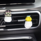 4 Pcs Cute Cactus Air Vent Perfume Clips, Resin Artificial Plant Succulents Car Air Fresheners Aromatherapy Clips, Car Interior Decoration Accessories, Gift for Men Women