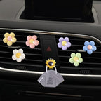 6PCS Cute Daisy Flower Air Vent Clip Car Accessories Air Conditioning Outlet Clip Car Air Freshener Dashboard Accessories Charm Car Inter Decor