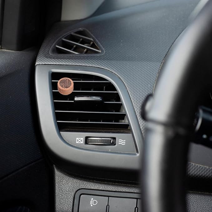 PartyKindom Car Aromatherapy Device - Wooden Aroma Diffuser Clip for Essential Oils Compact Air Freshener for Car Vent Elegant Design