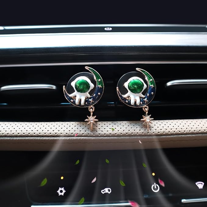 Astronaut Air Vent Clips Car Air Fresheners 2pcs Spaceman Moon Stars Car Decor Anime Car Accessories for Teens Bling Green Car Vent Clips Refillable Car Diffuser