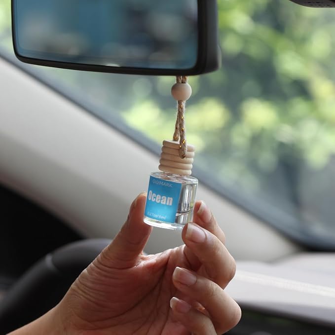 Christmas Decorations Indoor Air Freshener Hanging, Essential Oil Diffuser for Car, Hanging Car Air Freshener, Long Lasting Automobile Aromatherapy Diffuser Bottle