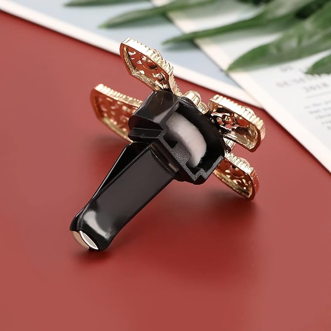 2PCS Cross Car Air Vent Clip Shiny Rhinestone Car Essential Oil Diffuser Car Interior Charm Decoration Accessories for Women Men Auto Interior Decor