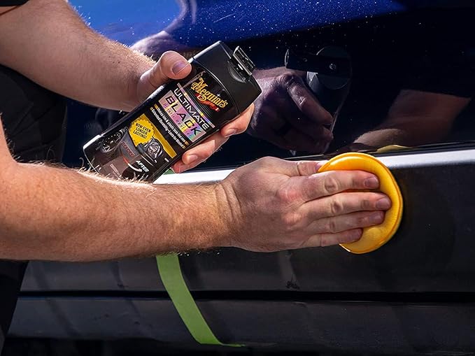 Meguiar's Ultimate Black Plastic Restorer for Plastic, Vinyl & Rubber Trim, 355mL - G15812C
