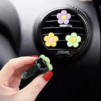 6PCS Cute Daisy Flower Air Vent Clip Car Accessories Air Conditioning Outlet Clip Car Air Freshener Dashboard Accessories Charm Car Inter Decor