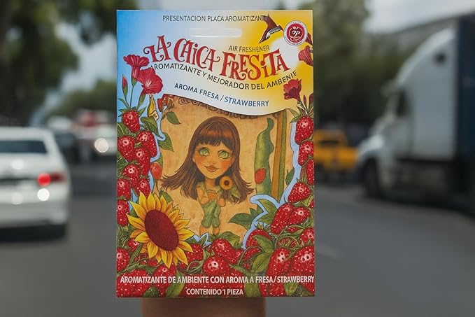 MACUSA cf-25pk La Chica Fresita Automotive Air Spencer Freshener, Strawberry, Pack of 25