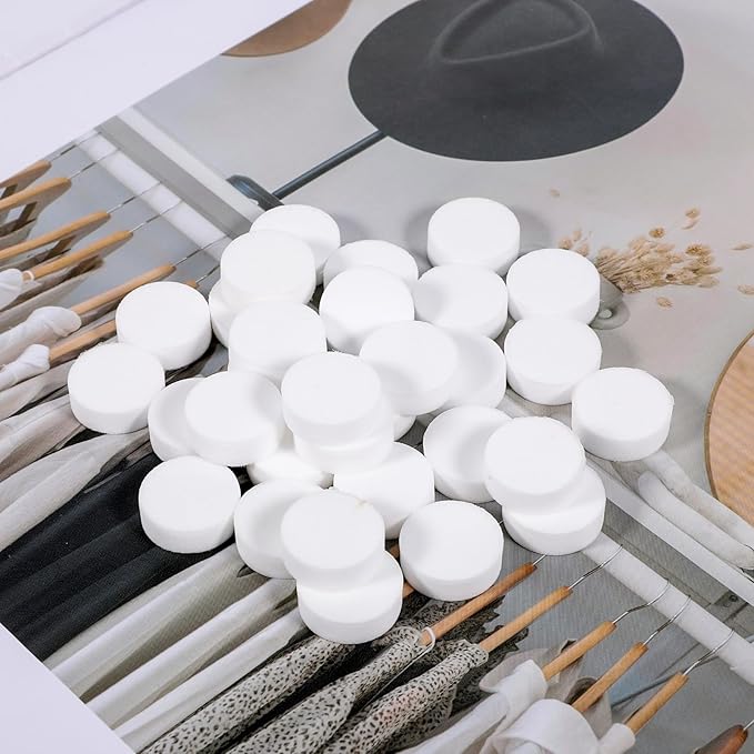 30Pcs Car Air Freshener Refill Felt Pads Unscented Essential Oil Perfumes Refill Pads 17mm Air Freshener Replacement Pad White Refill Replacement Tablets for Car Airs Freshener Vent Clips Diffusers