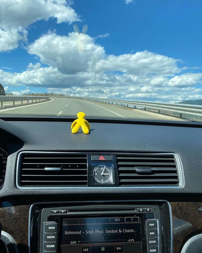 Cesare Car Air Freshener Long Lasting 45 Days Air Vent Clip Uses Alcohol-Free Fragrance Oil Non-Toxic EVA Material (Vanilla)