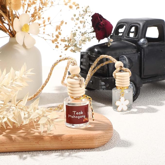 2 Sets Hanging Car Air Freshener and Essential Oil Diffuser, Car Air Freshener Daisy Essential Oil Diffuser Long Lasting Automobile Aromatherapy(White,Teak Mahogany)