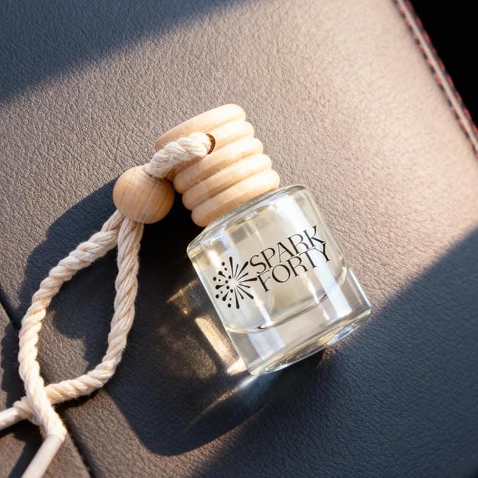 Spring Car Perfume Car Air Freshener 30-Day Luxury Hanging Diffuser Essential Oil Perfume Gift for Men & Women, Amber Musk & Floral Long-Lasting Vehicle Scent New Car