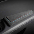 BETTERHUMZ Car Door Armrest Cushion Pad for Alcantara Suede, Car Elbow Rest Pad for BMW 3 4 5 6 7 8 X1 X3 X4 X5 X6 Z4 Series Car Accessories (Right, Blue red line)