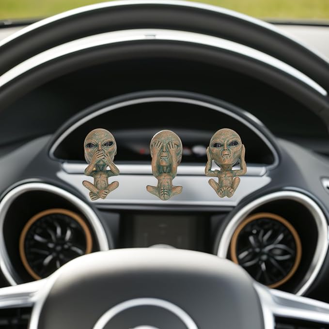 3 Piece Car Air Vent Clips, Alien Shape Decorative Cars Air Freshener Clips Cute Alien Air Conditioning Outlet Clip Cars Fragrance Accessories