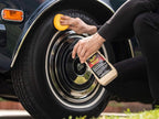 Meguiar's M40 Mirror Glaze Vinyl and Rubber Cleaner and Conditioner M4016, Screens Out UV Rays and Leaves Behind a Natural Sheen, Comes in a Convenient Spray Bottle, 16 Oz