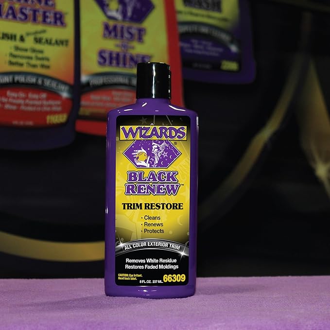 Wizards Black Renew Trim Restorer Treatment - Removes White Residue and Restores Faded Moldings -Car Interior Detailing Kit For All Smooth and Textured Trim, Plastic and Rubber Surfaces - 8 oz
