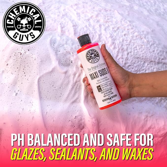 Chemical Guys CWS_101BK Car Wash Detailing Bucket, Mitt & Accessories Bundle (6 Items) Featuring Maxi-Suds II Foaming Car Wash Soap, 128 oz (1 Gal), Cherry Scent - Works on Cars, Trucks, SUVs, & More