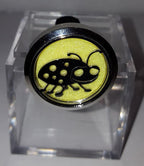 Regular Size (4 Leaf Clover) Stainless Steel 7 pads and 1 Essential Oil.
