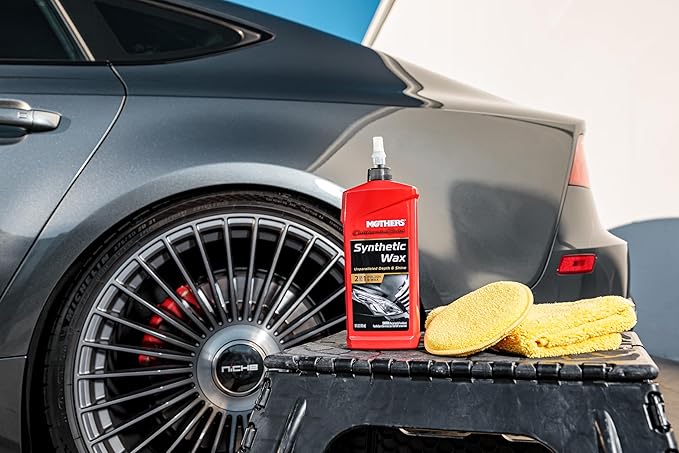 Mothers California Gold Synthetic Wax, 16 oz. — Long-Lasting Protection with Micro-Encapsulated Polymers, Polishes, Enhances Depth, Gloss & Shine, Easy-to-apply 2 in 1 Polish & Wax Formula (05716)