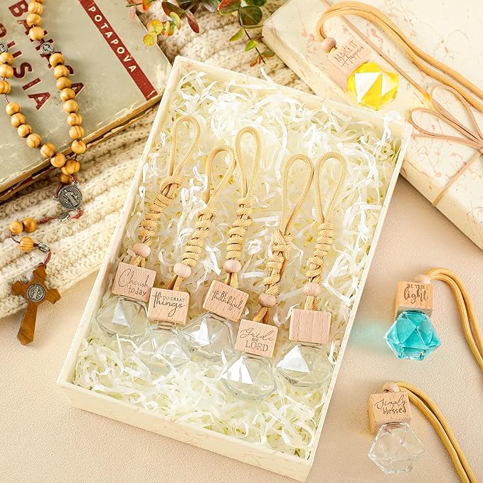 20 Pcs Christian Gifts Bulk Empty Wood Air Diffuser Freshener Church Accessories Essential Oil Car Freshener for Women Men Teacher Employee Housekeeping Coworker Christmas Appreciation