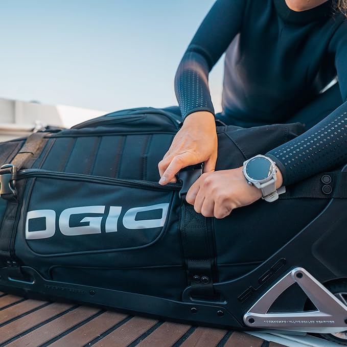 Ogio RIG 9800 Wheeled Suitcase (Titanium Camo)