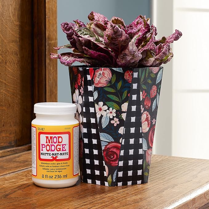 Mod Podge Matte Sealer, Glue & Finish: All-in-One Craft Solution- Quick Dry, Easy Clean, for Wood, Paper, Fabric & More. Non-Toxic - Craft with Confidence, Made in USA, 8 oz., Pack of 1